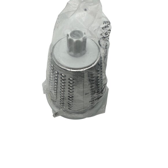 Hand-Crank Rotary Cheese Grater With 3 Interchangeable Stainless Steel Drums - Picture 6 of 6